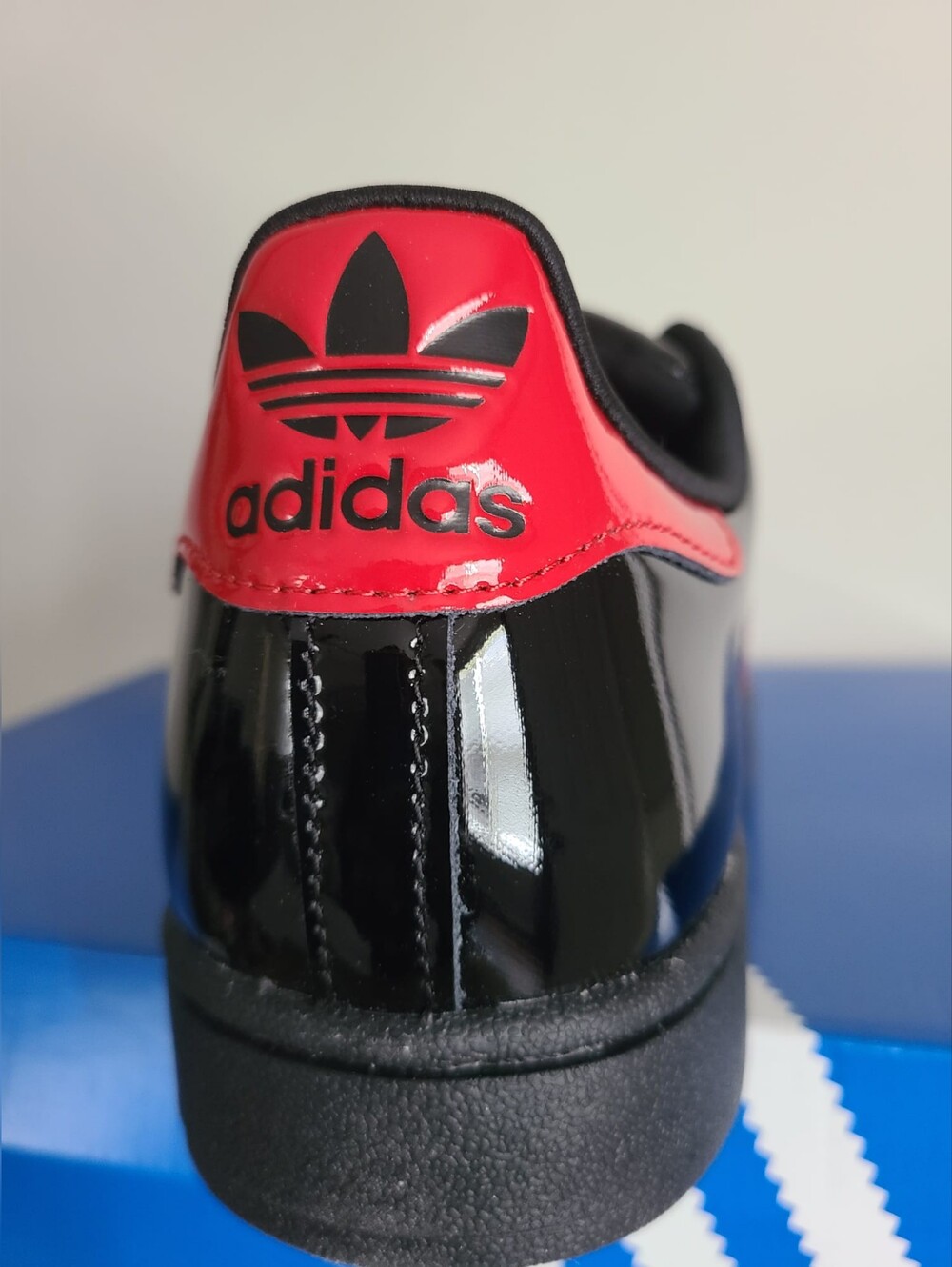 Adidas Superstar II Patent Leather Sneakers with Red Stripes - Picture 4 of 4